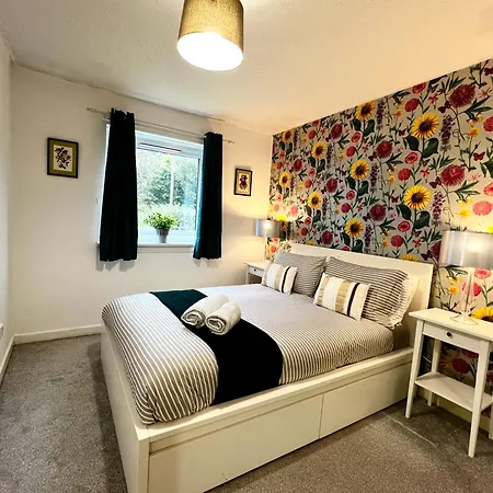 Ground Floor Flat With Free Parking & Wifi Apartment Glasgow Exterior photo